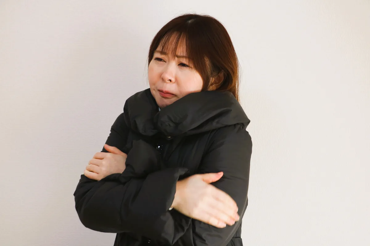 水沢ダウンのクリーニングはどこに出す？公認店・料金と保管方法の注意点