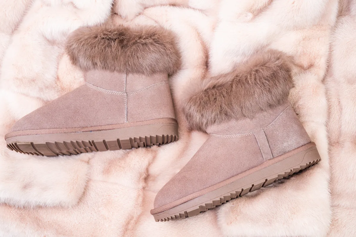 ムートンブーツはクリーニングが必要?